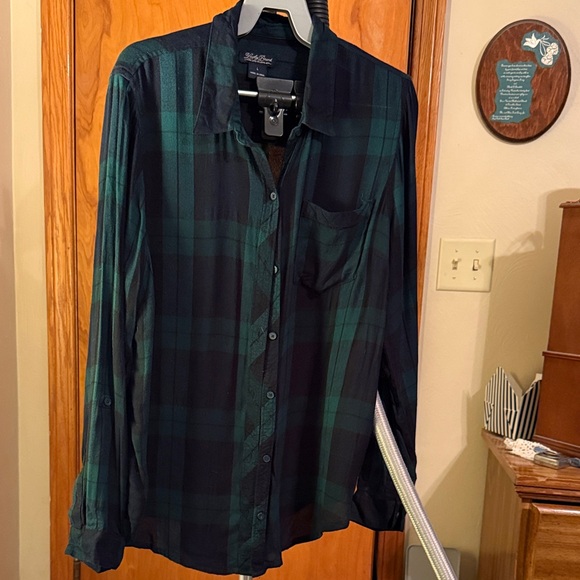 Lucky Brand Tops - Lucky Brand Women's Green Plaid Button Down Shirt. Top pocket. Sz Lg. Greatshape